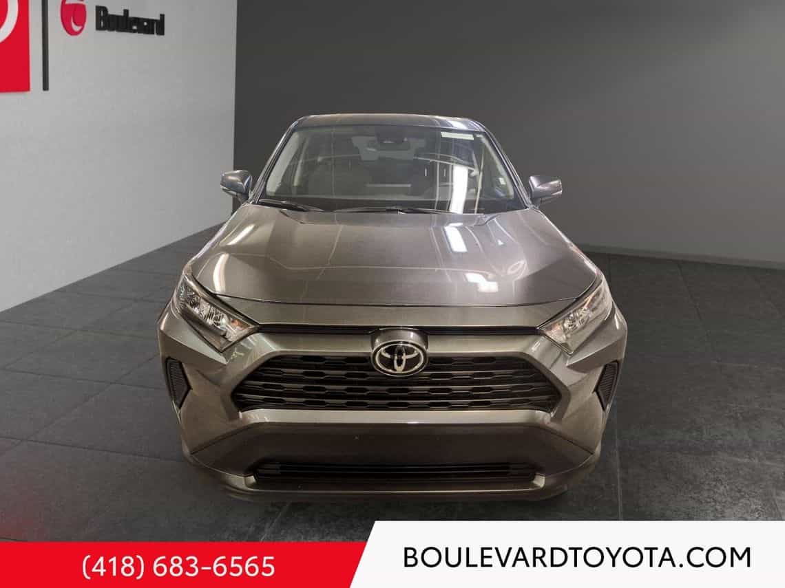 Image 2 Toyota Rav4 Le 2025