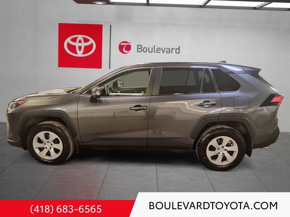 Image 5 Toyota Rav4 Le 2025