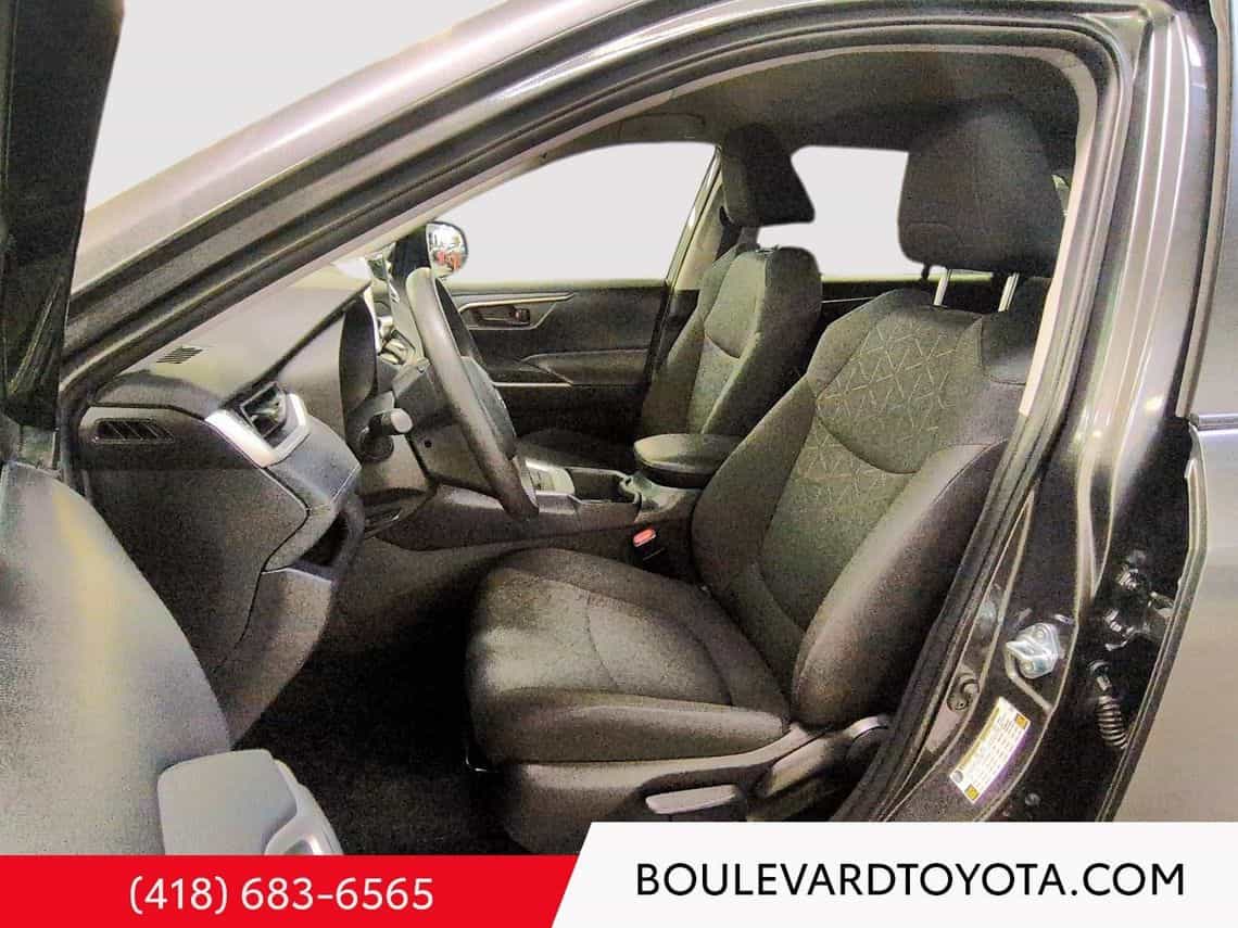 Image 10 Toyota Rav4 Le 2025