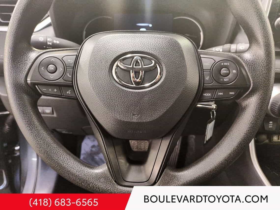 Image 23 Toyota Rav4 Le 2025