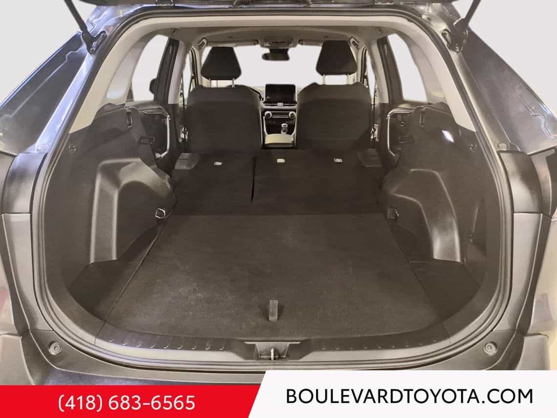 Image 37 Toyota Rav4 Le 2025