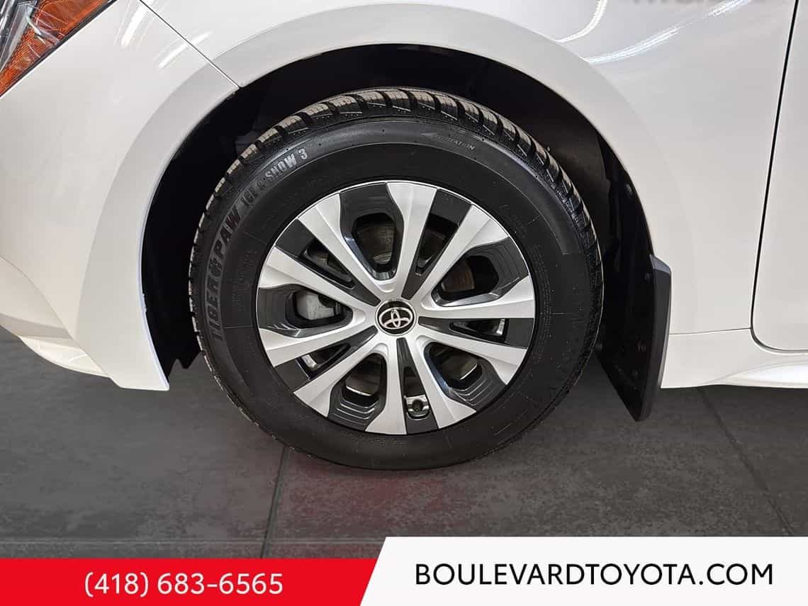 Image 14 Toyota Corolla LE Hybride 2021