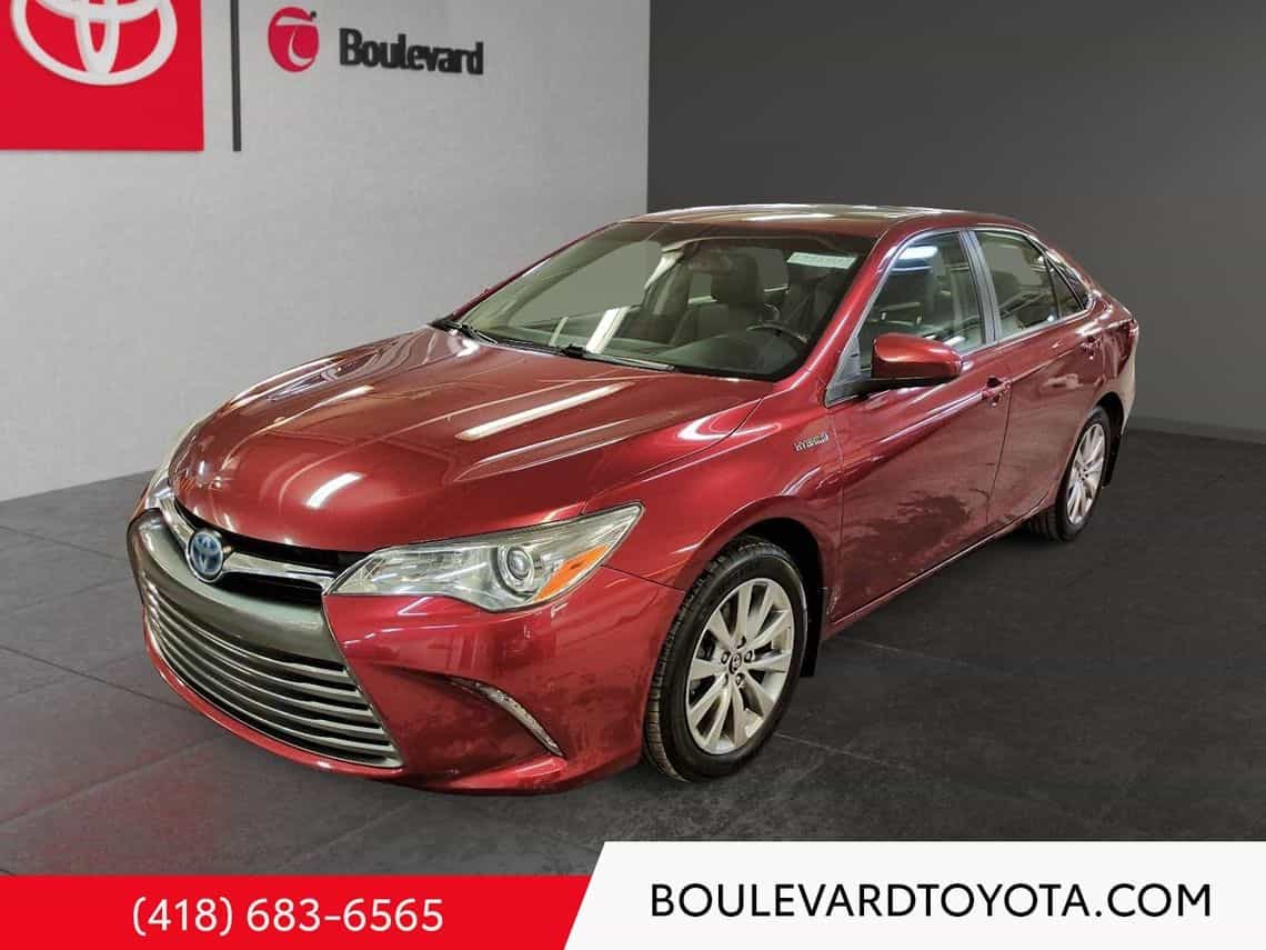 2017 Toyota Camry XLE Hybride - Image 1