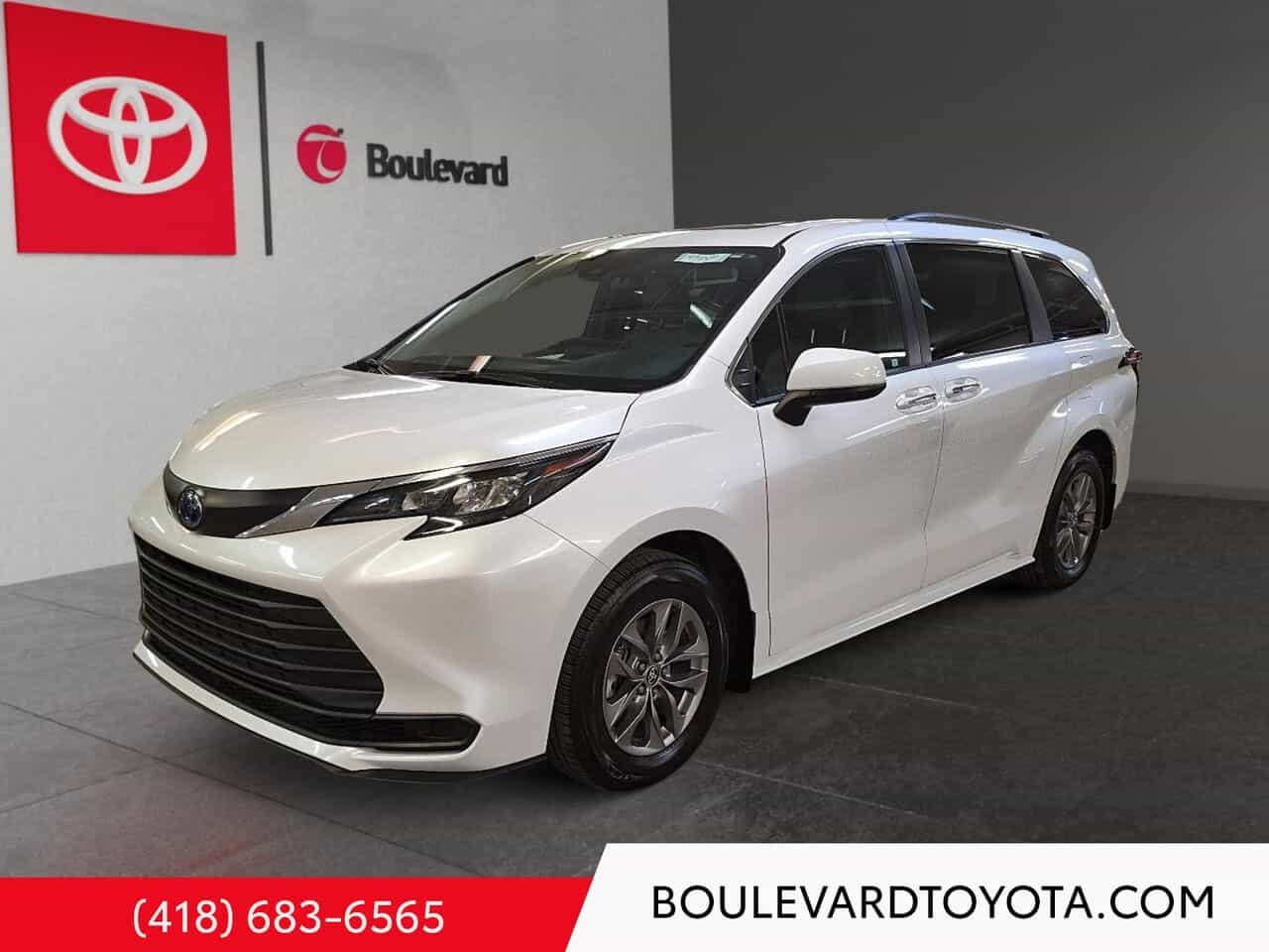 2025 Toyota Sienna Xle, Hybride, 8 Places - Image 1