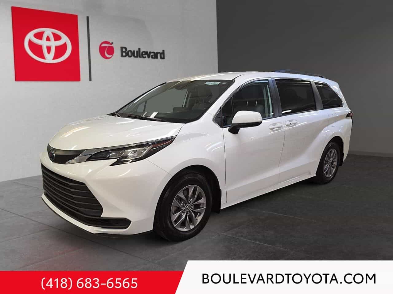 Image 1 Toyota Sienna Le, 8 Places 2022
