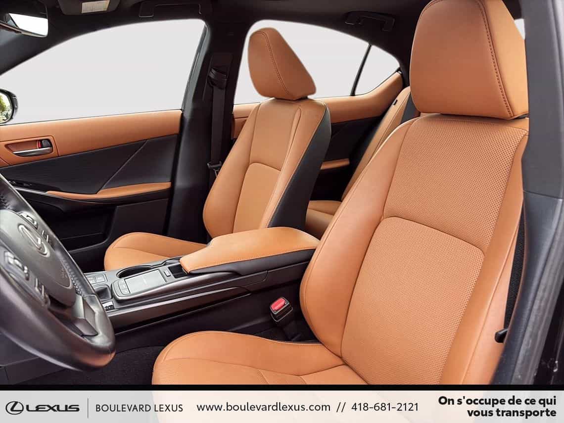 2022 Lexus IS 300 Ultra Luxe - Image 10