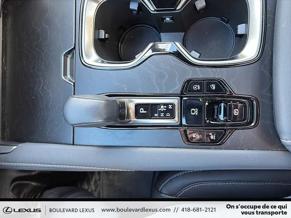 2024 Lexus RX 350 Ultra Luxe - Image 20