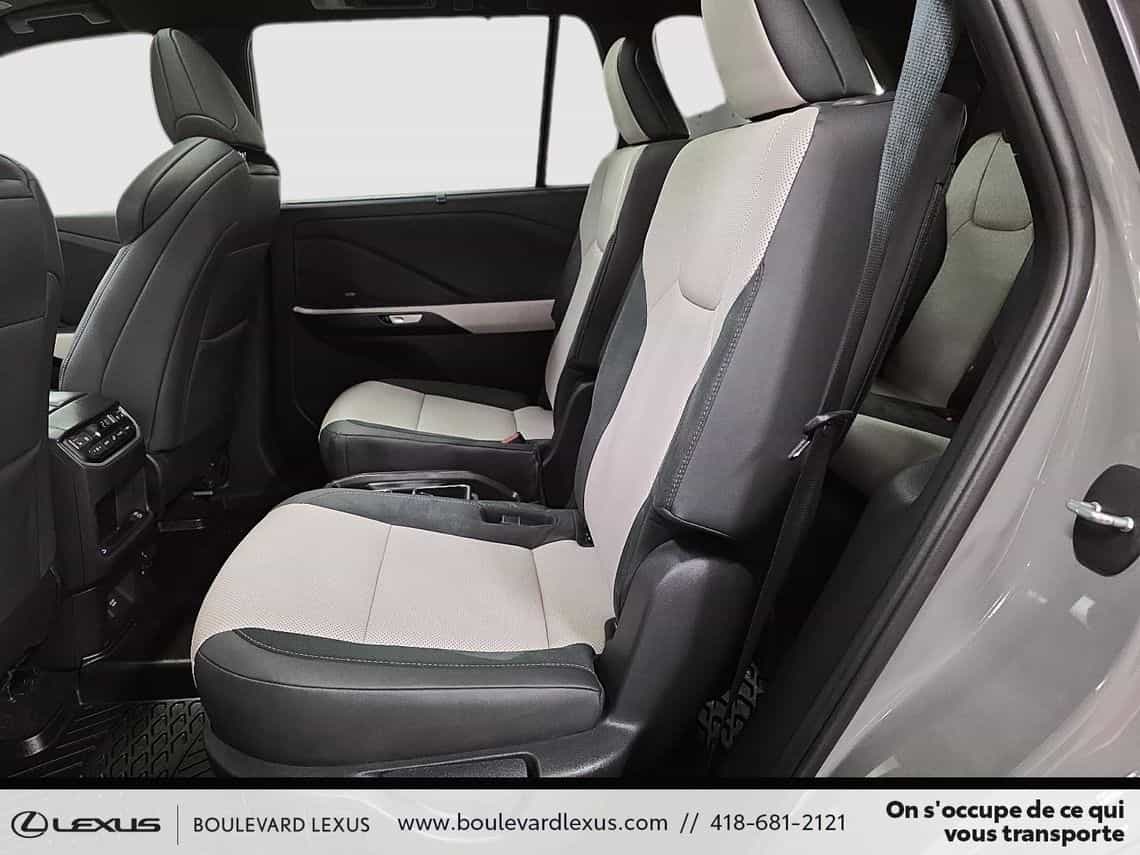 2025 Lexus Tx 500h F Sport Performance 3 - Image 23