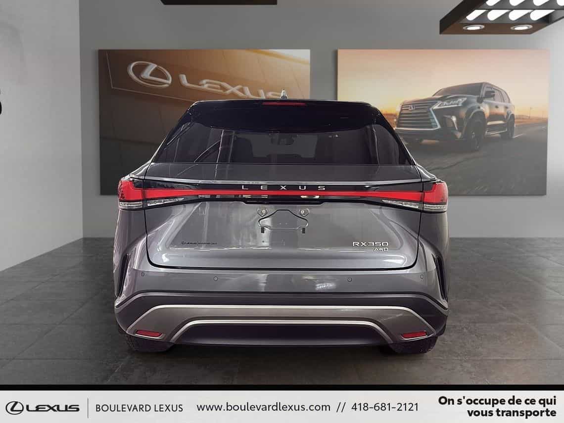 2023 Lexus RX 350 Premium - Image 4