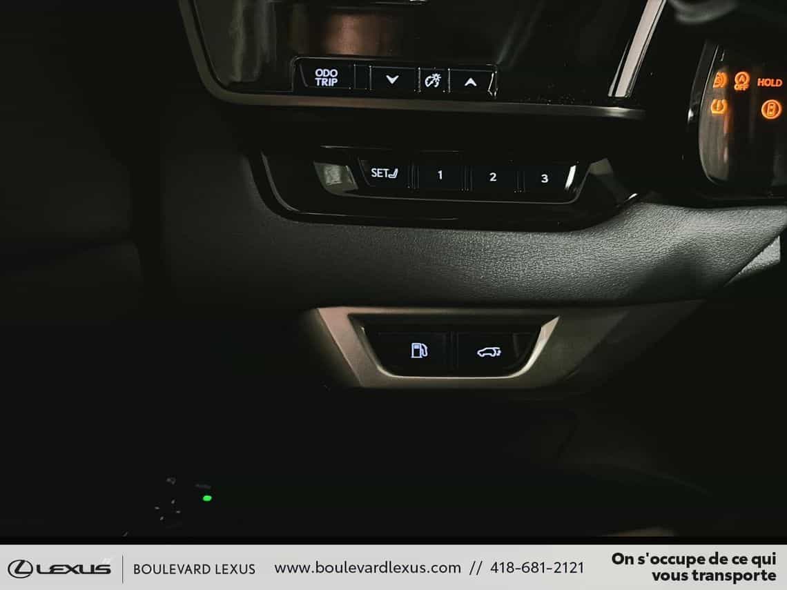 2023 Lexus RX 350 Premium - Image 14