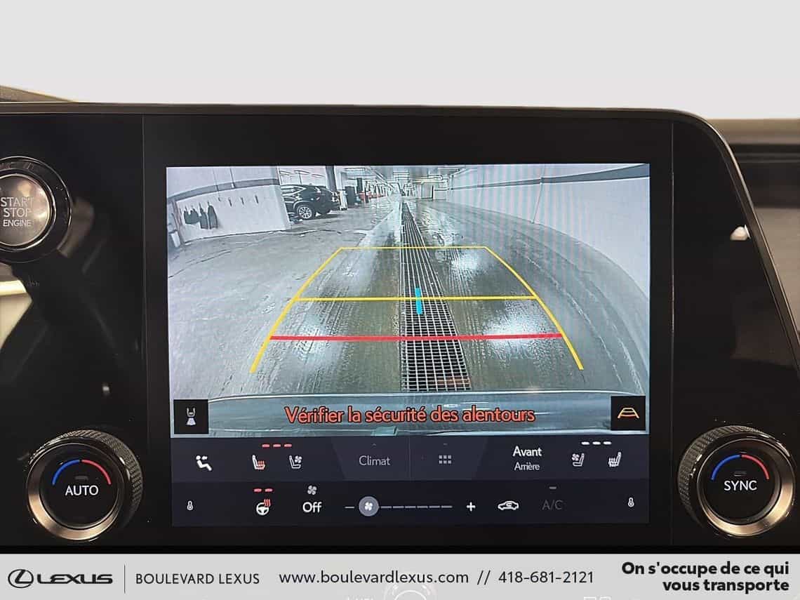 2023 Lexus RX 350 Premium - Image 17