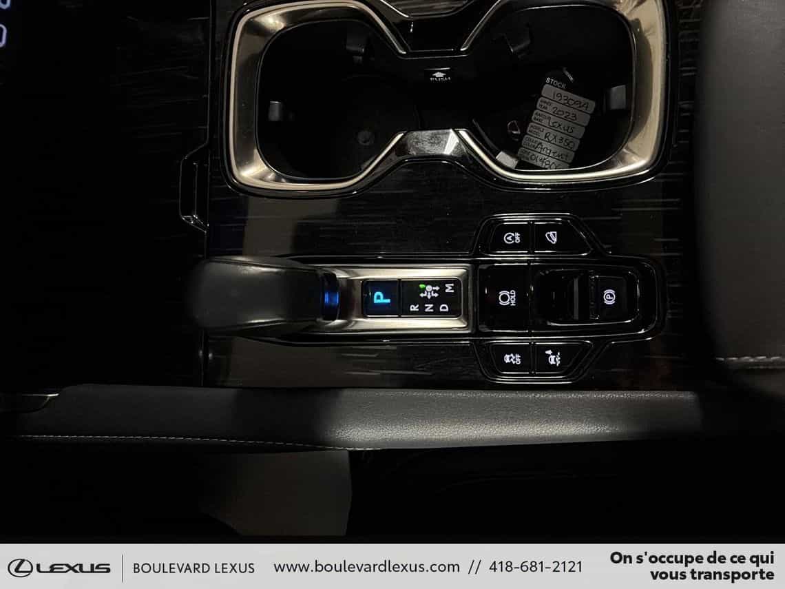 2023 Lexus RX 350 Premium - Image 19