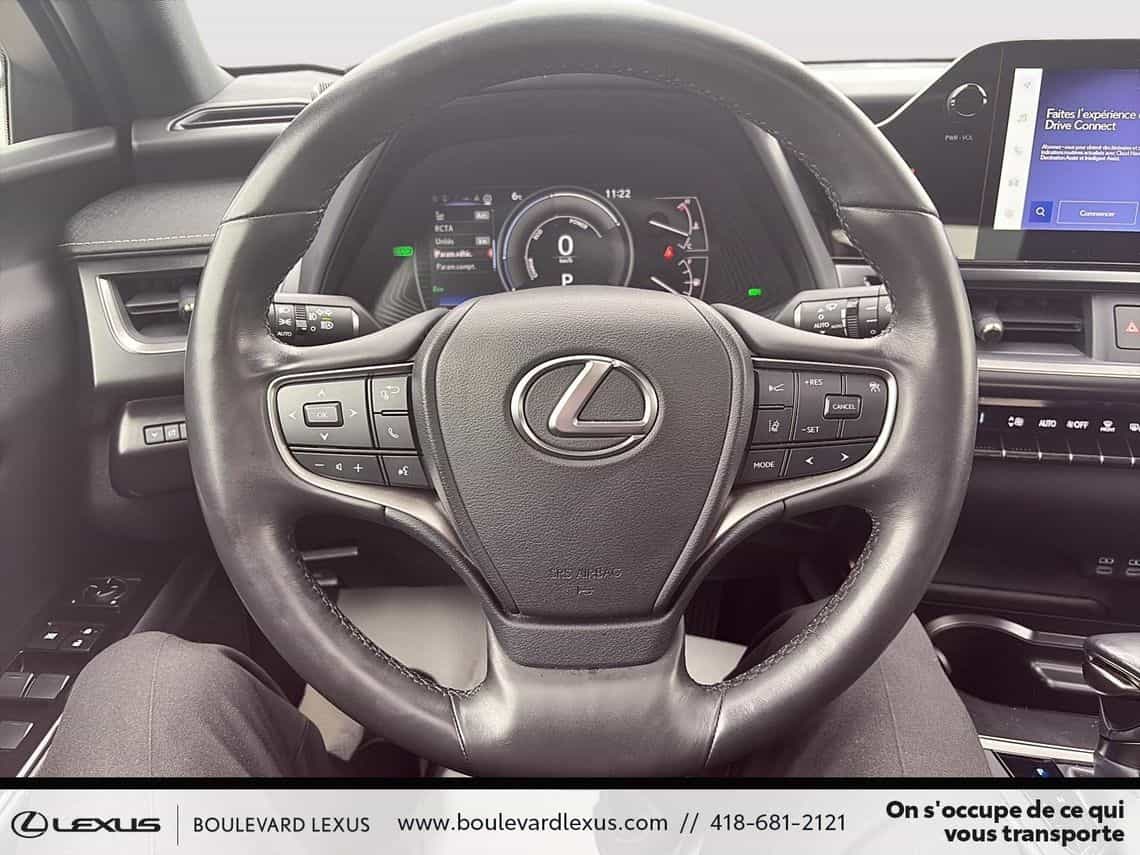 2024 Lexus UX 250h F Sport Design - Image 14