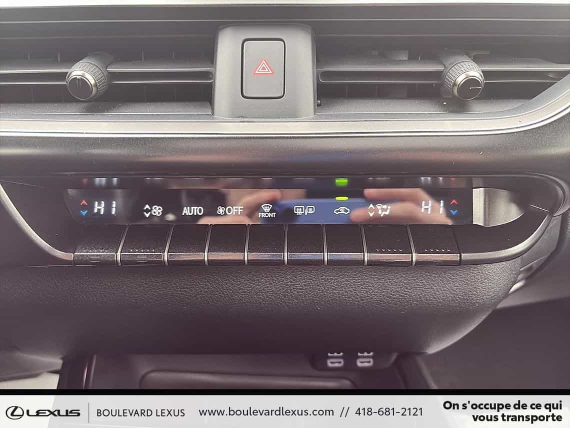 2024 Lexus UX 250h F Sport Design - Image 22