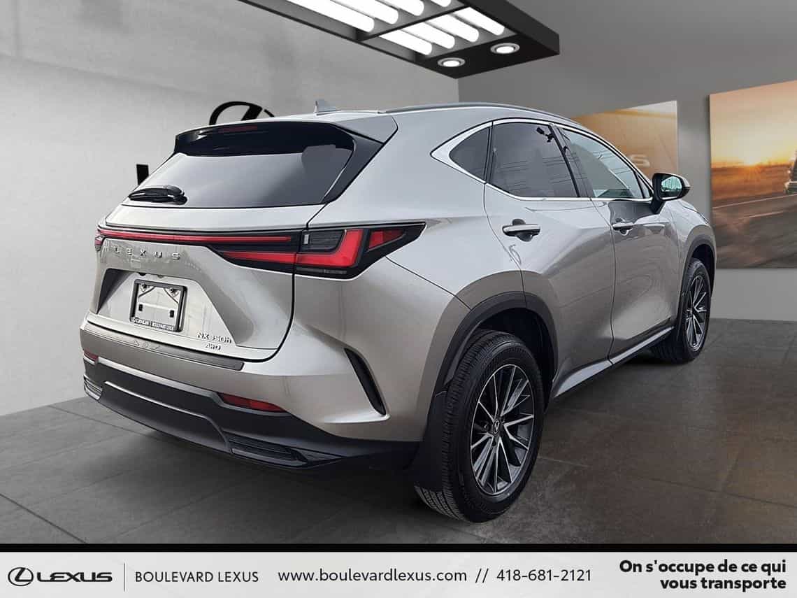 2024 Lexus NX 350h Premium - Image 4