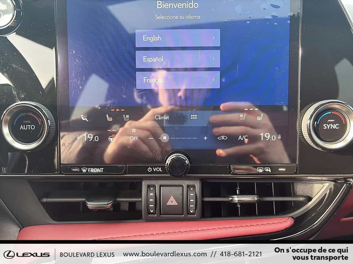 2024 Lexus NX 350h Premium - Image 22