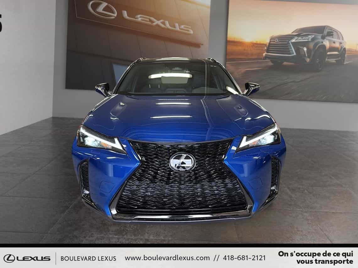 2025 Lexus UX 300h F Sport Design - Image 2