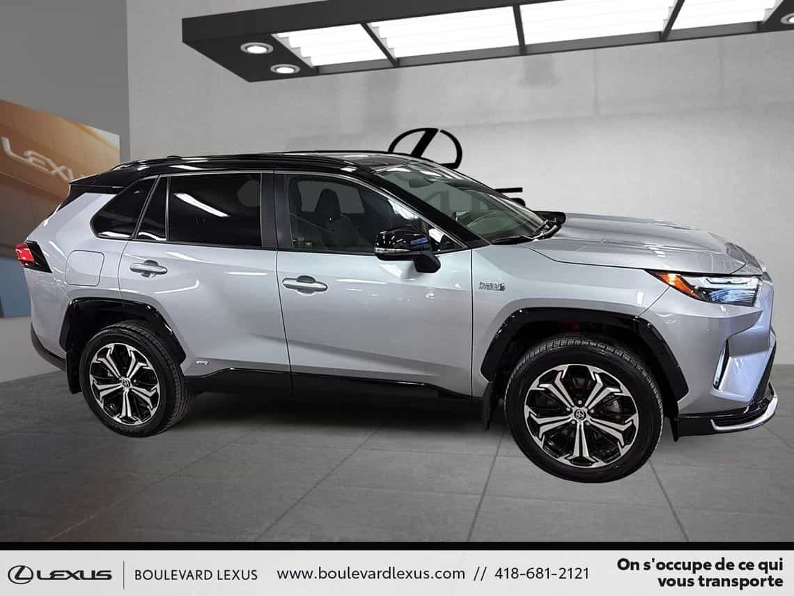 2023 Toyota Rav4 Prime Xse - Image 3