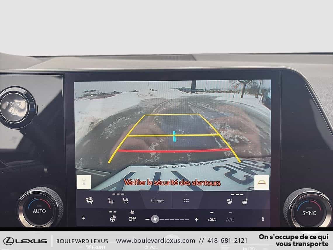 2022 Lexus NX 350h Premium - Image 19