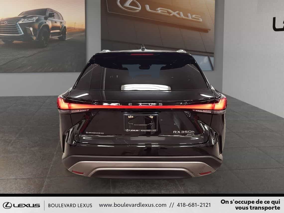 2024 Lexus RX 350h Premium - Image 5