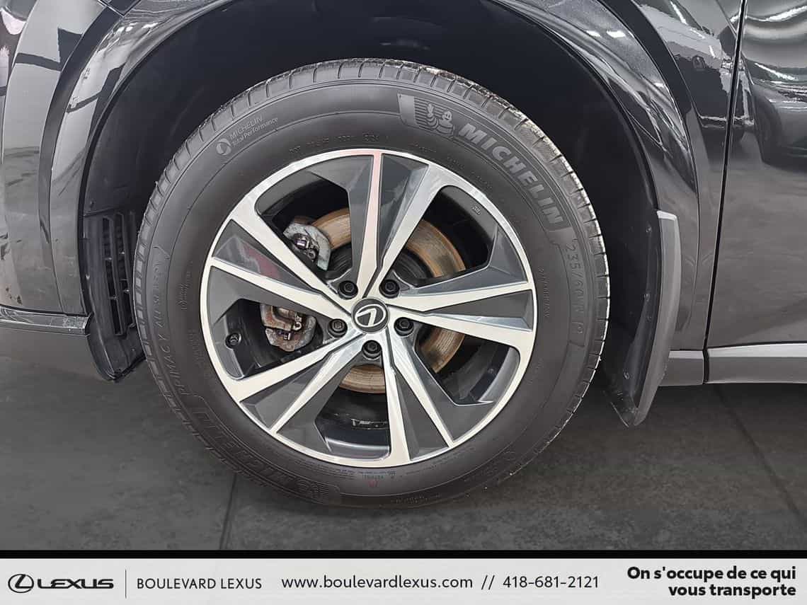 2024 Lexus RX 350h Premium - Image 8