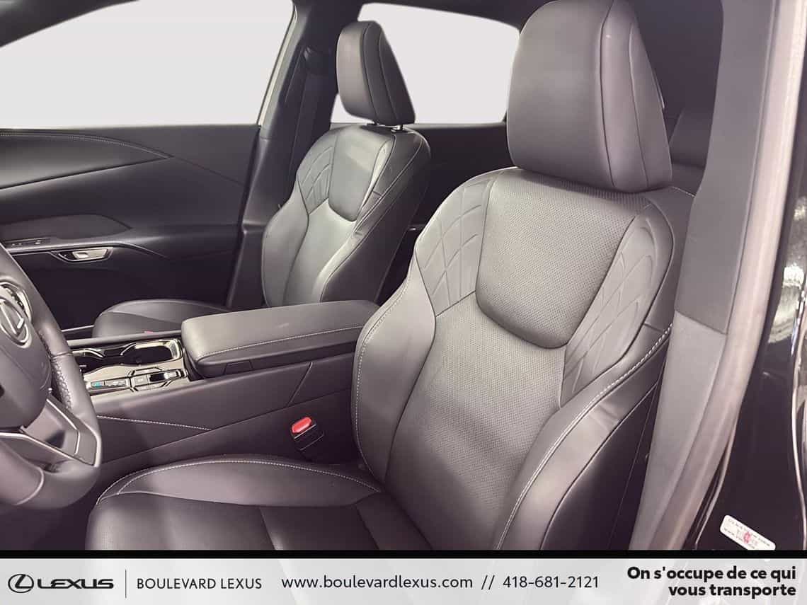 2024 Lexus RX 350h Premium - Image 10