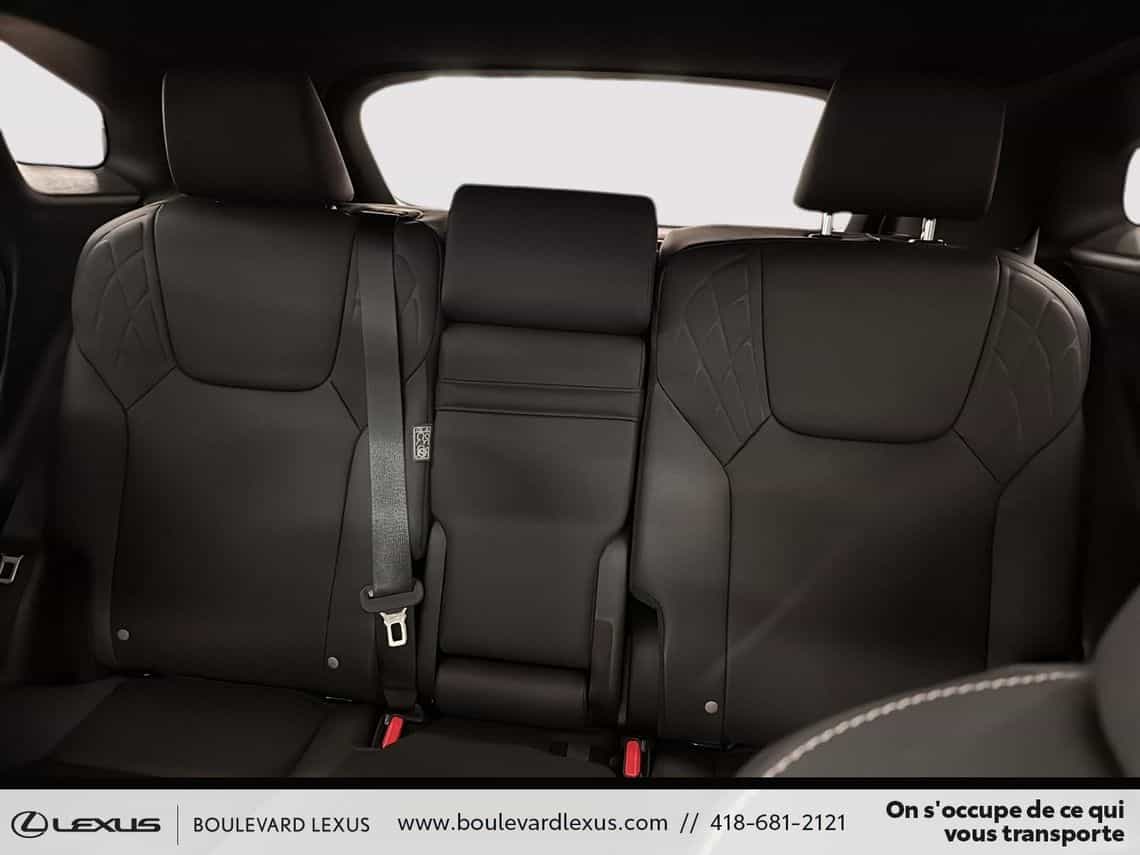 2024 Lexus RX 350h Premium - Image 22