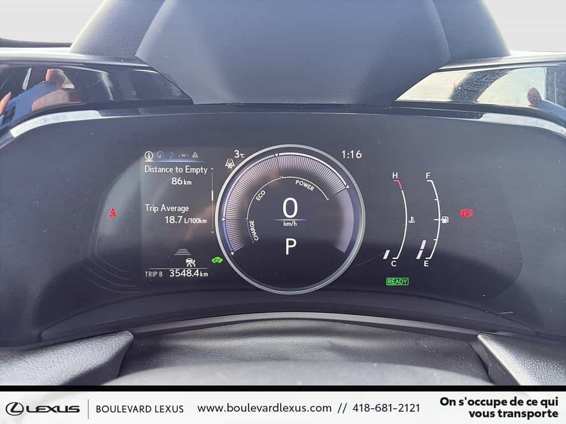 2024 Lexus NX 350h Premium - Image 16