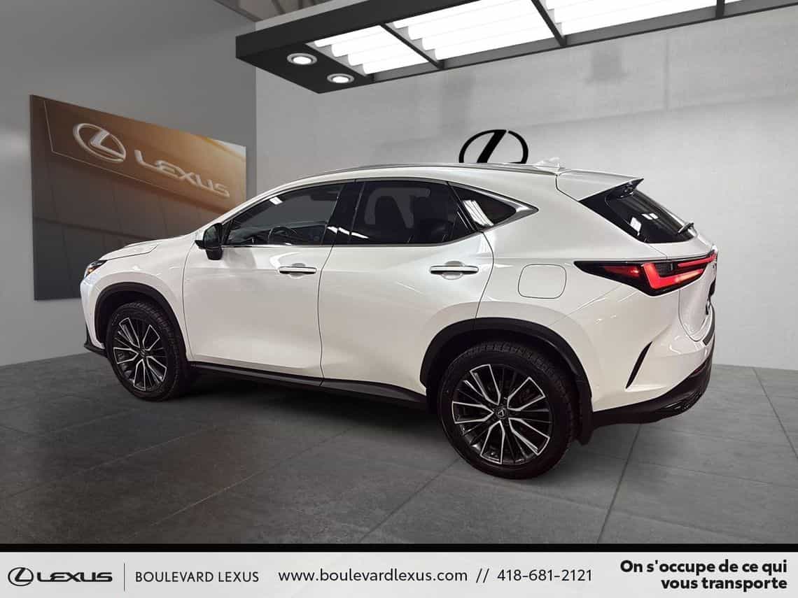 2022 Lexus NX 450h+ Exécutif - Image 9