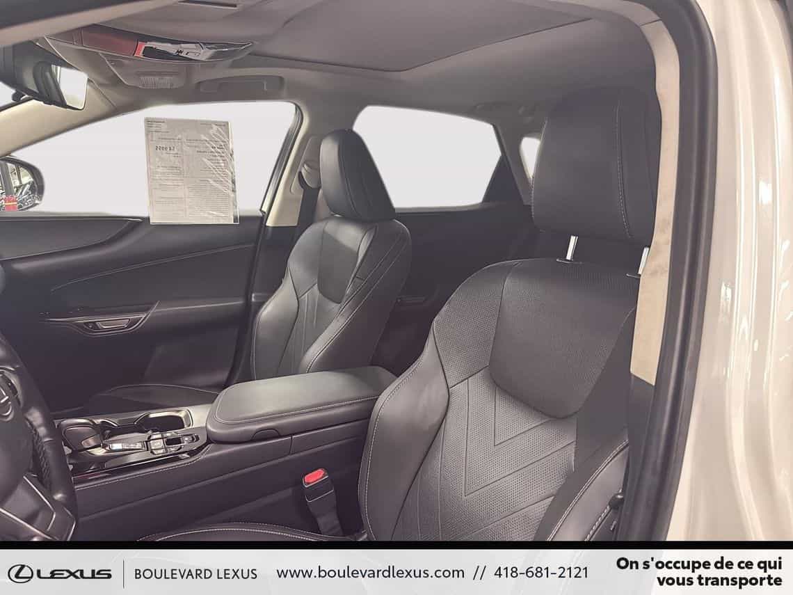 2022 Lexus NX 450h+ Exécutif - Image 16