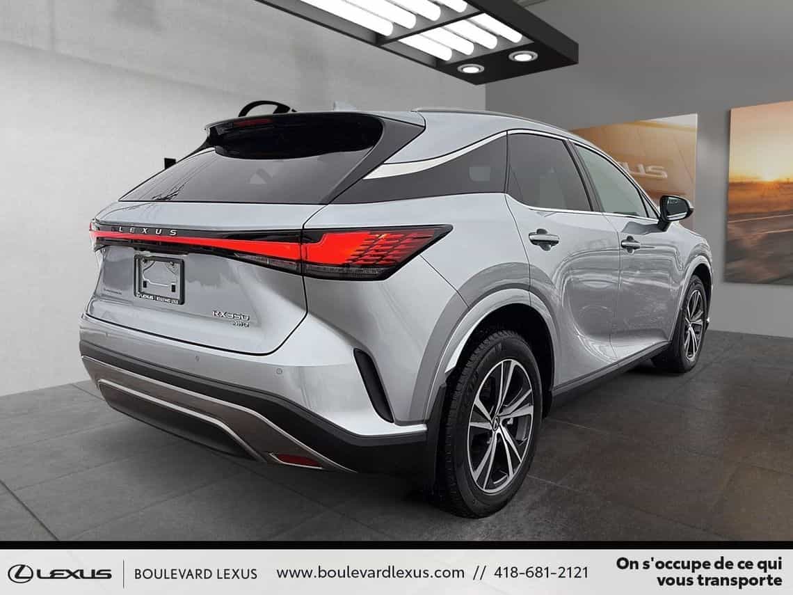 2025 Lexus RX 350 Premium - Image 4