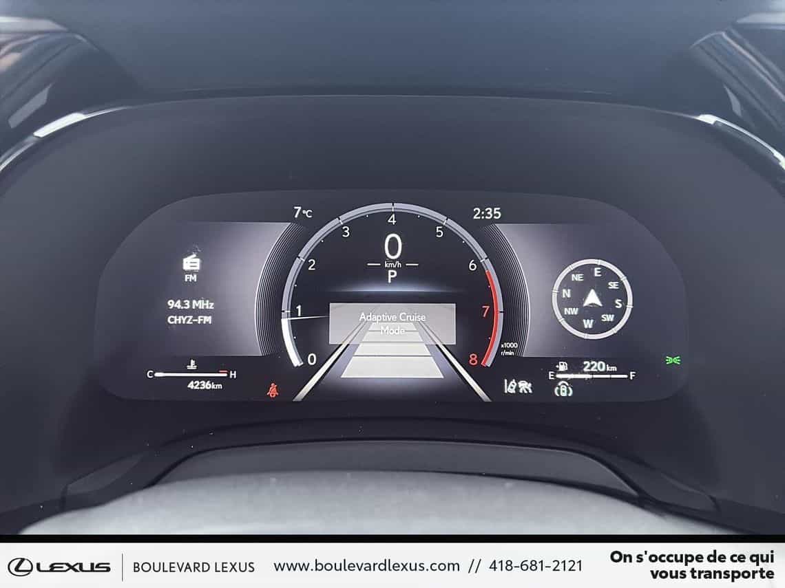 2025 Lexus RX 350 Premium - Image 16