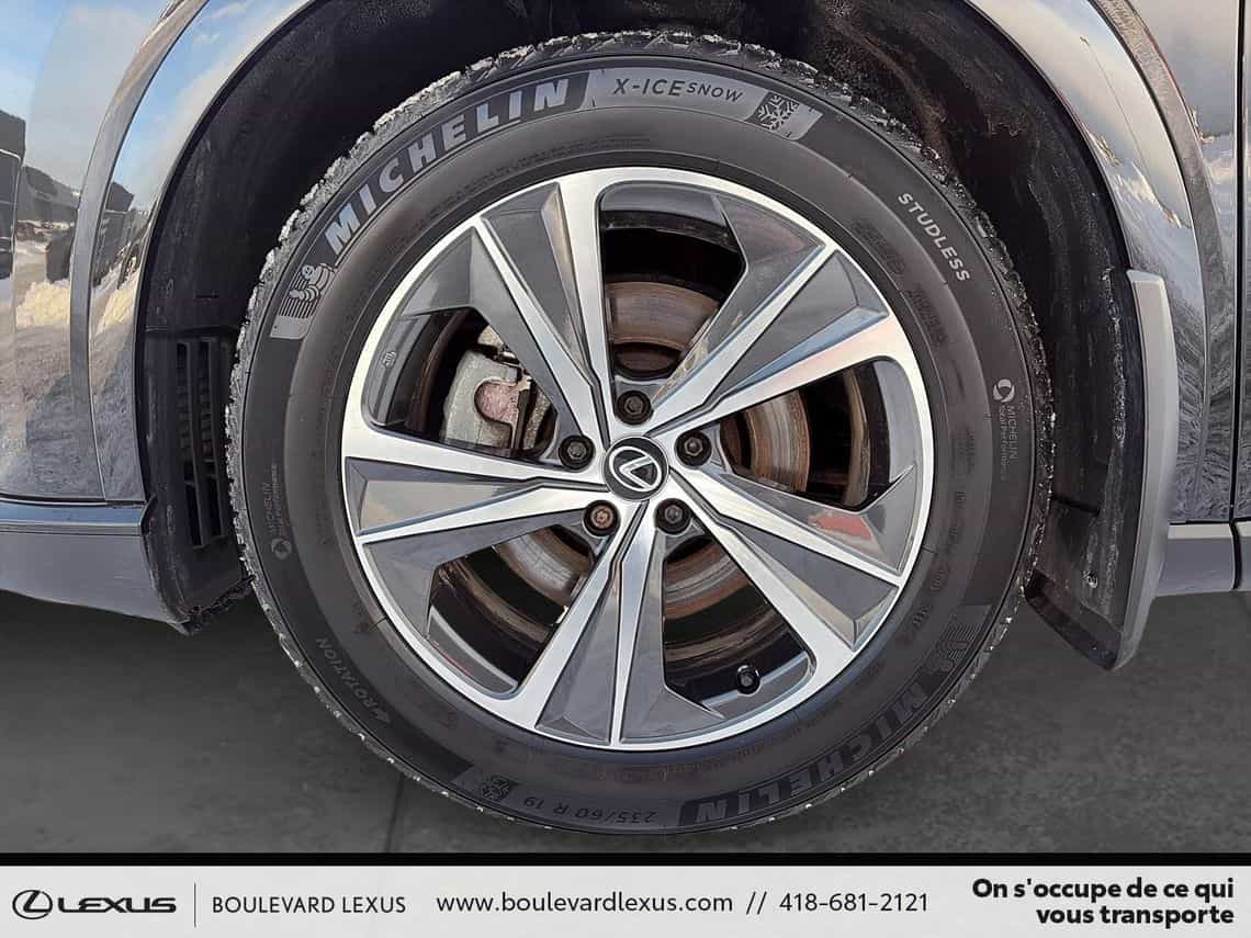 2023 Lexus RX 350h Premium - Image 8