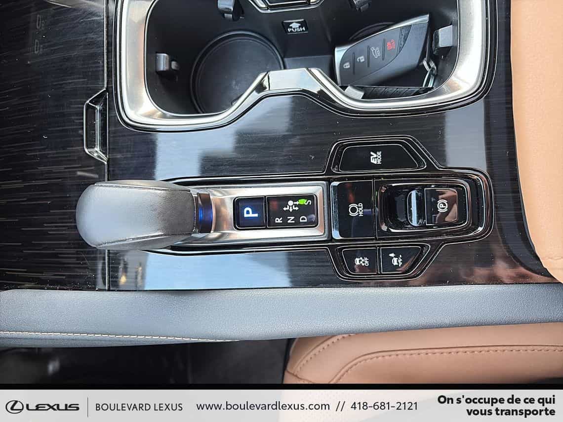 2023 Lexus RX 350h Premium - Image 20