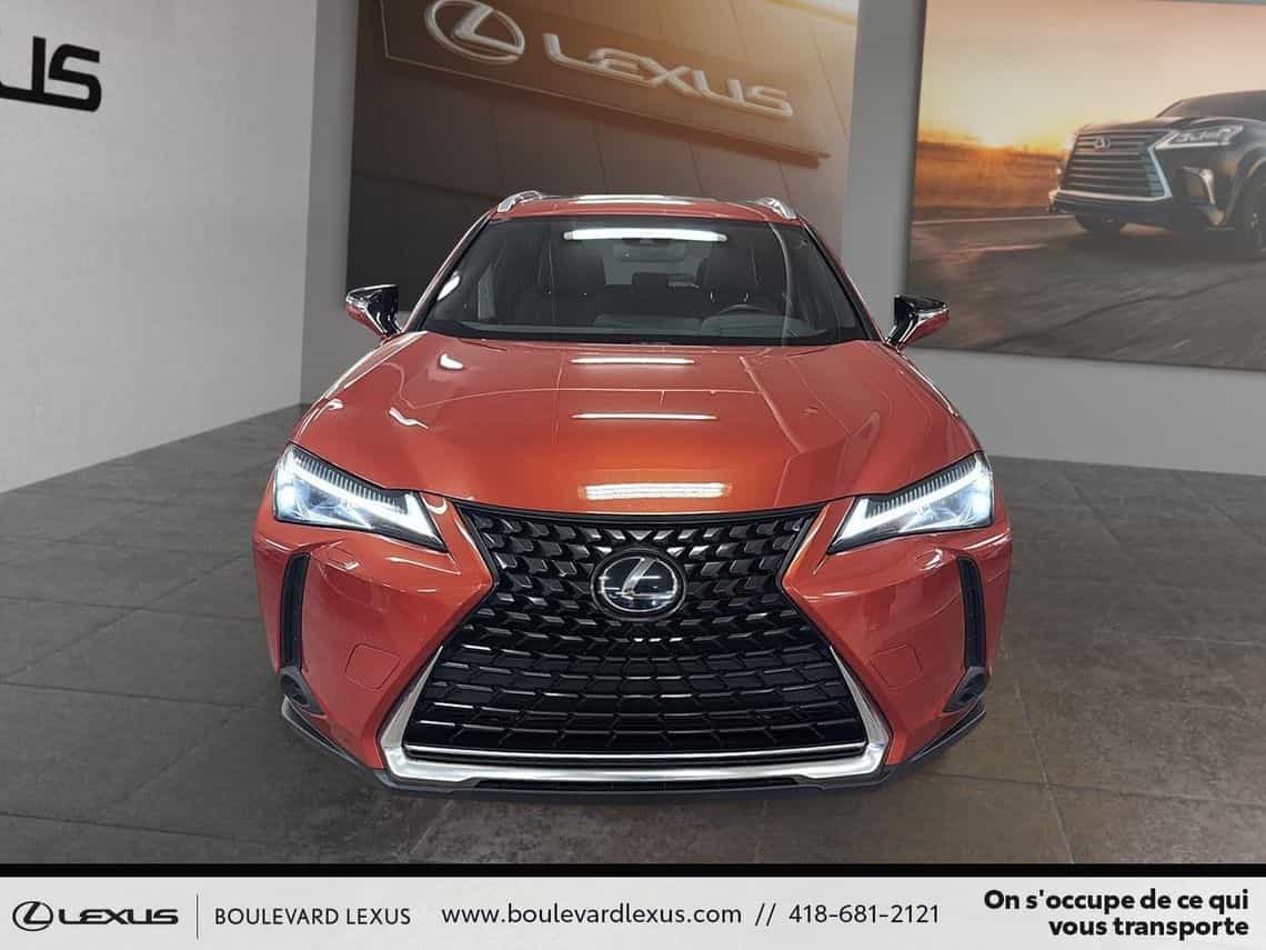 2020 Lexus UX 250h Premium - Image 2