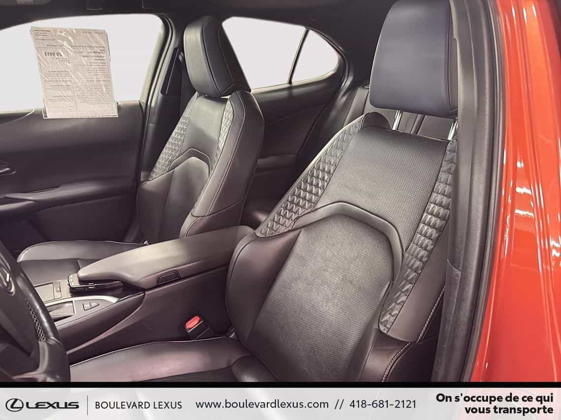 2020 Lexus UX 250h Premium - Image 10