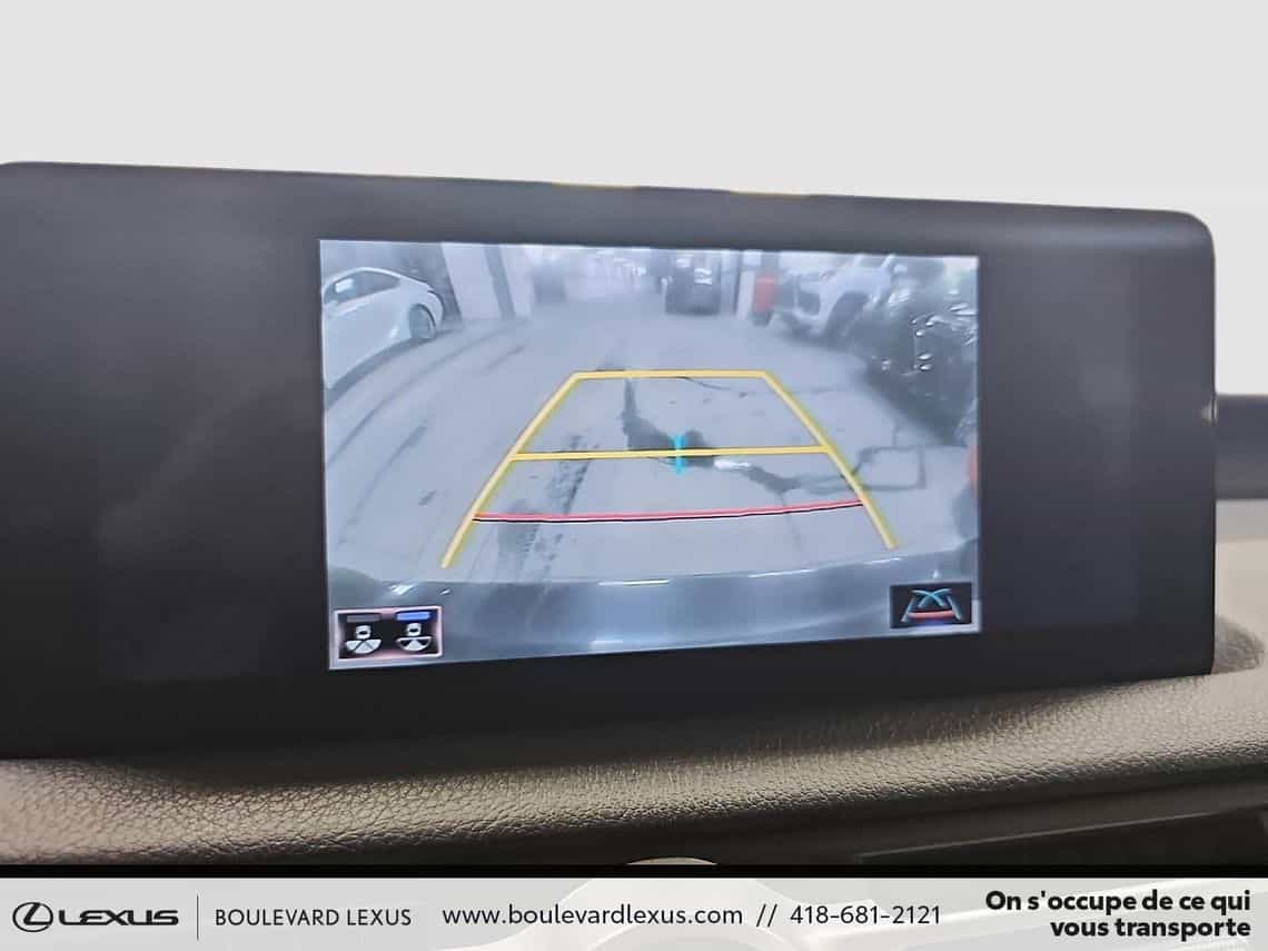 2022 Lexus IS 350 F Sport 2 - Image 19