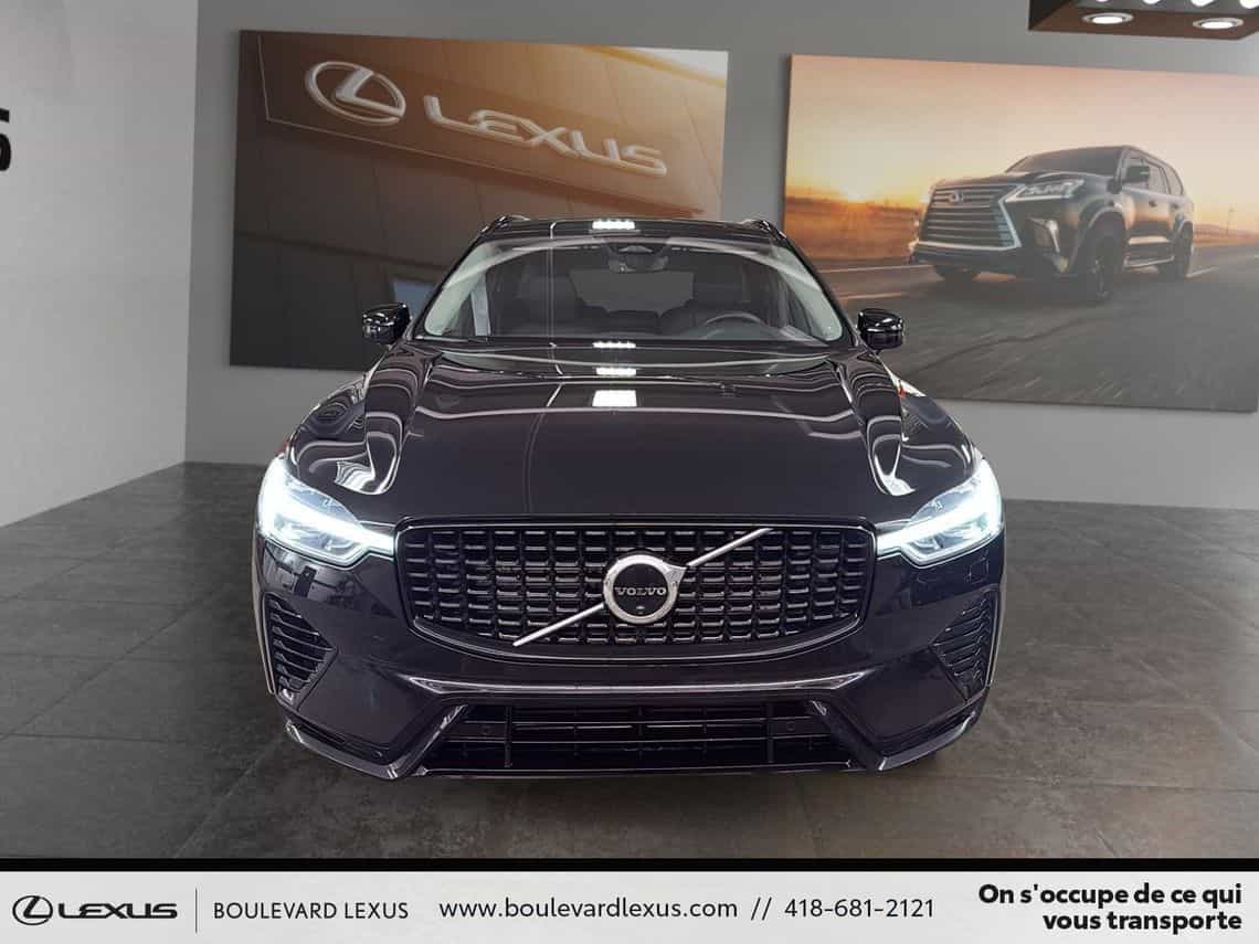 2023 Volvo XC60 Recharge Plus Dark - Image 2