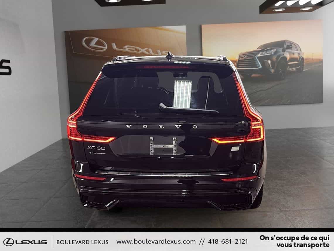 2023 Volvo XC60 Recharge Plus Dark - Image 5