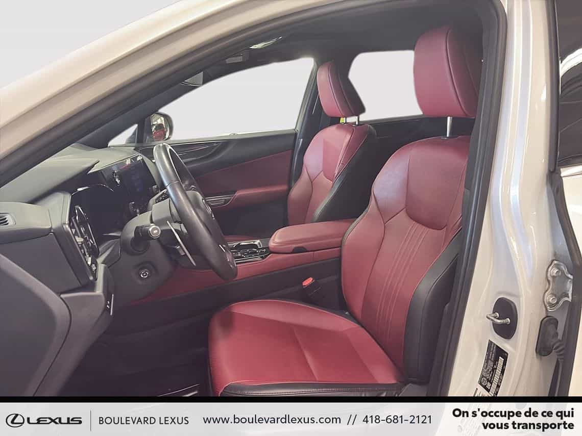 2023 Lexus NX 350h Premium - Image 10