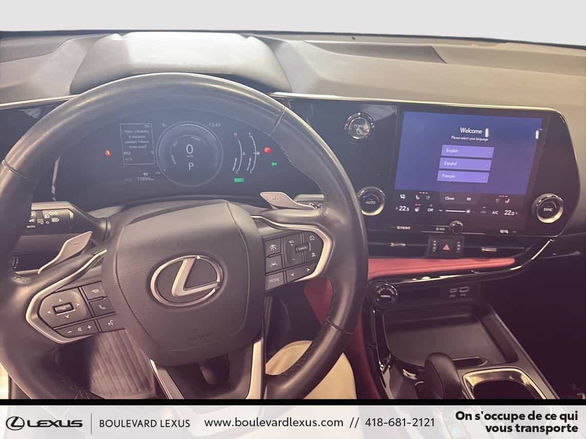 2023 Lexus NX 350h Premium - Image 16