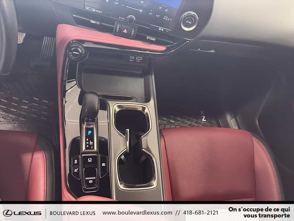 2023 Lexus NX 350h Premium - Image 21