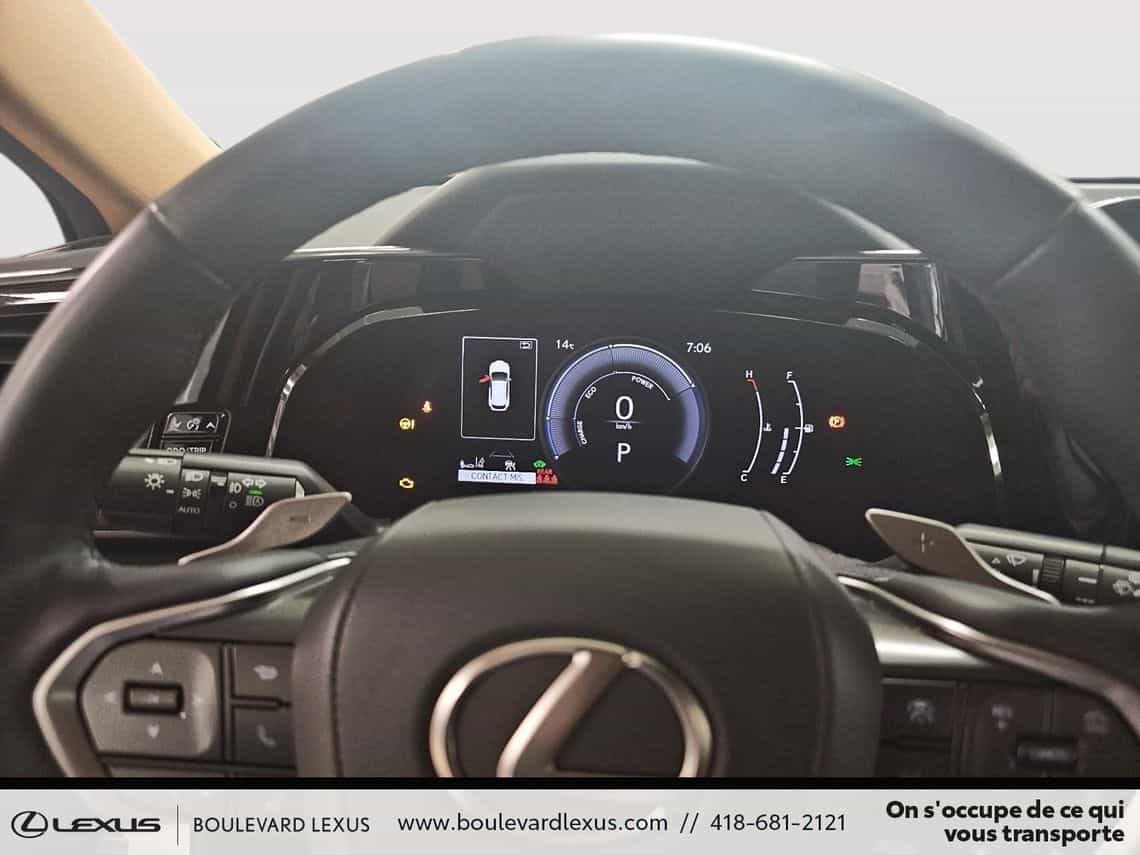 2024 Lexus NX 350 Luxe - Image 16