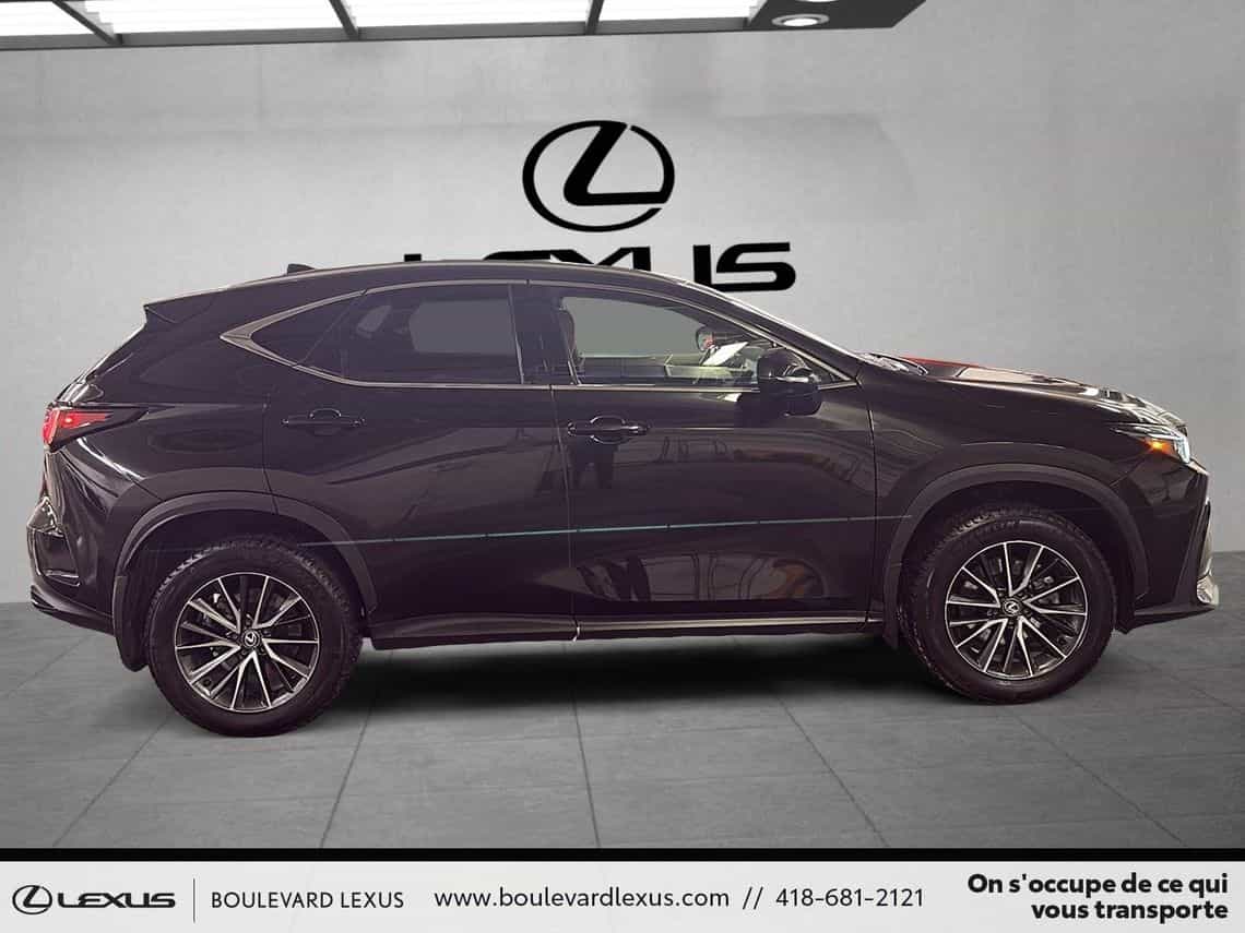 2024 Lexus NX 350H Premium - Image 3