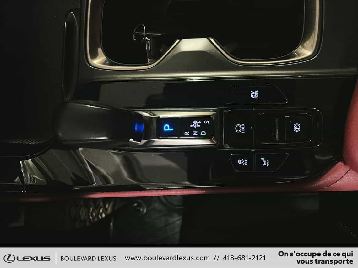 2024 Lexus NX 350H Premium - Image 19