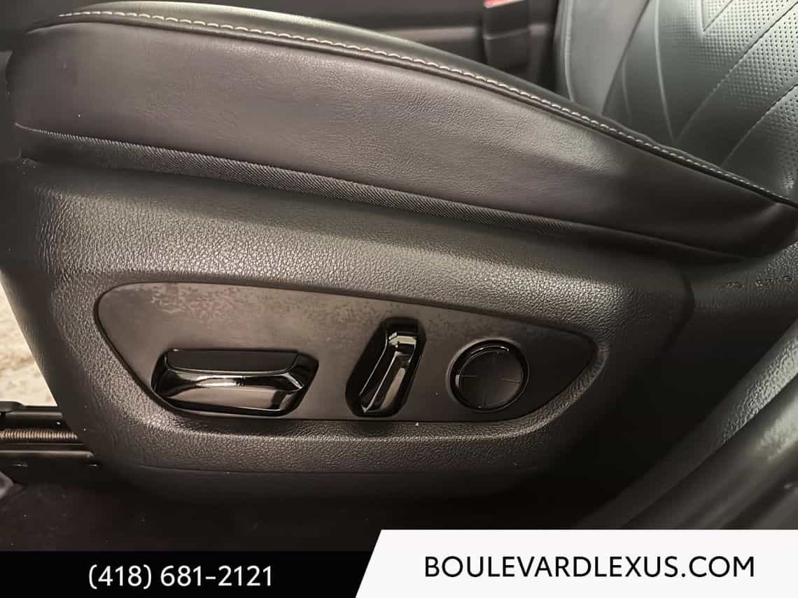 2024 Lexus NX 350 Luxury - Image 11