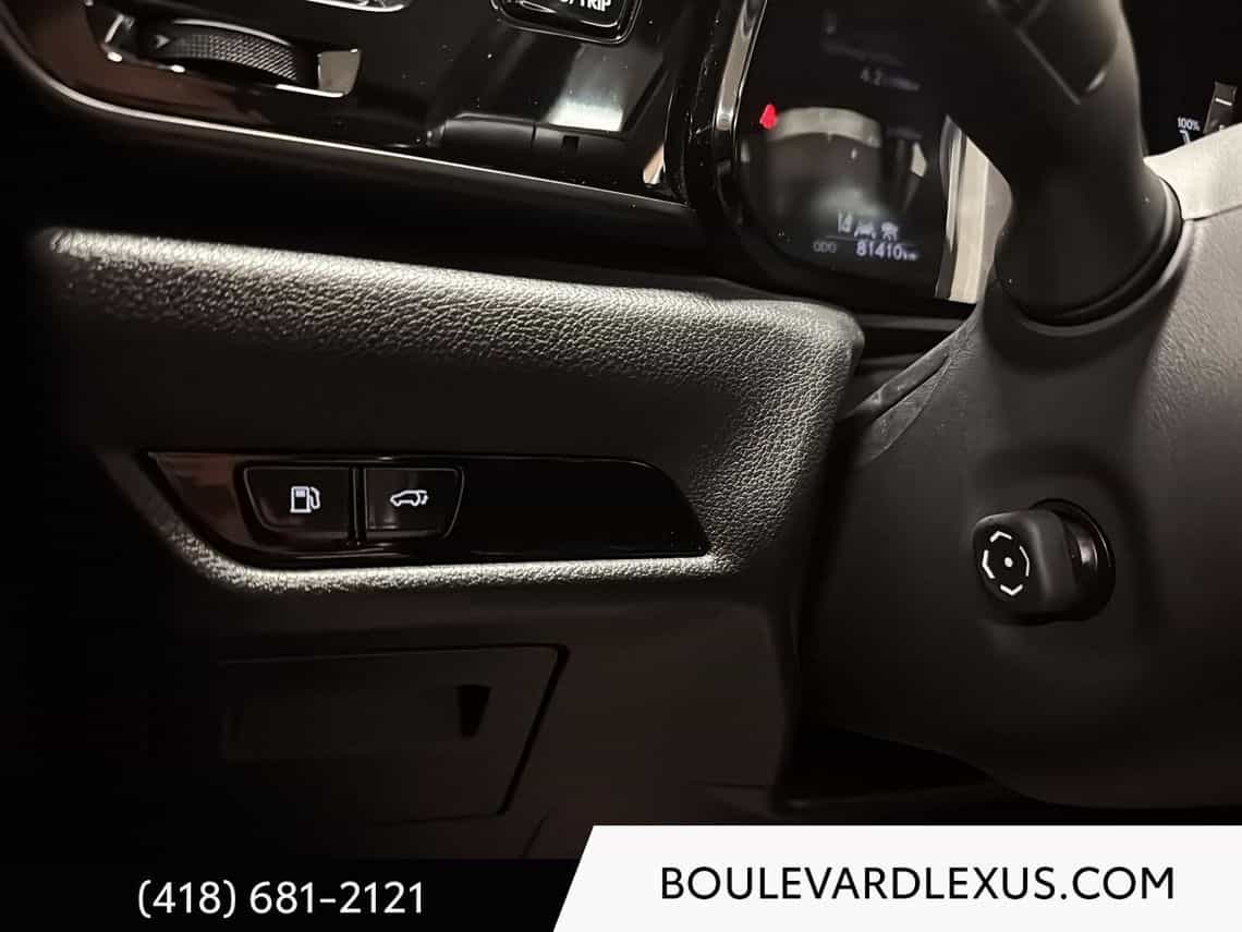 2024 Lexus NX 350 Luxury - Image 15