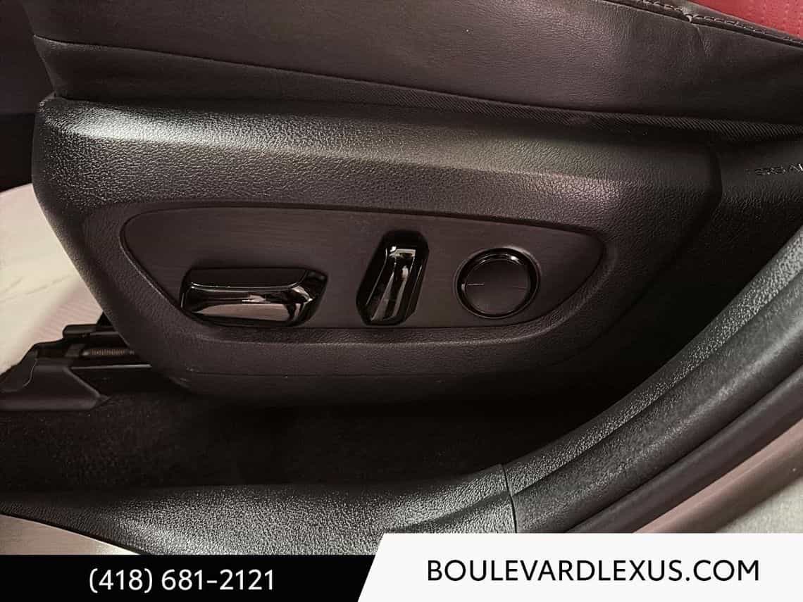 2022 Lexus NX 350h Premium - Image 10