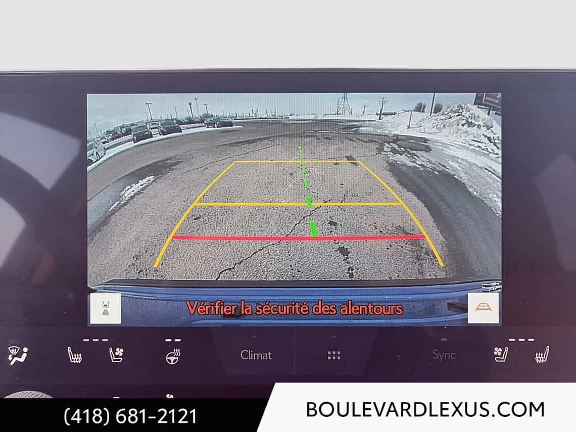 2023 Lexus NX 350 Luxe - Image 17