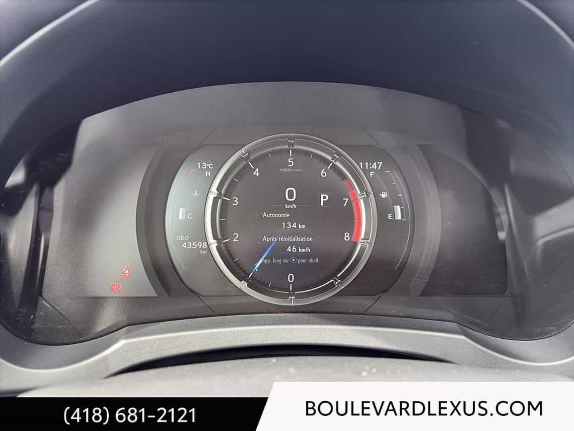 2022 Lexus IS Sport 2 - Image 8